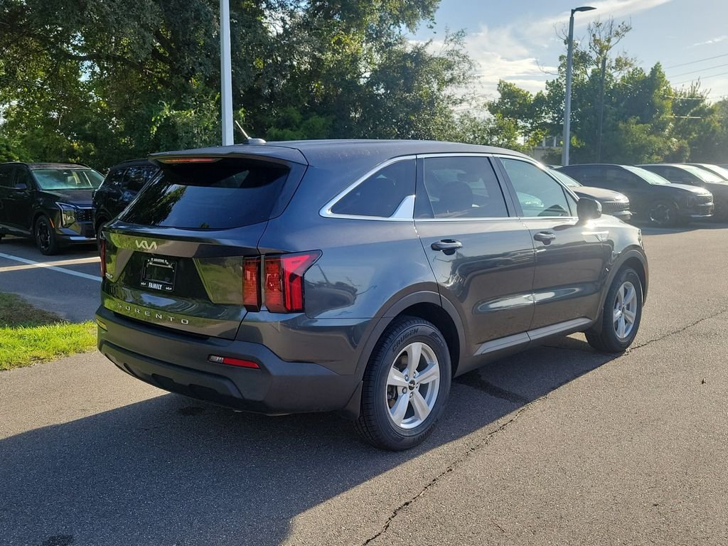 Certified Used 2022 Gravity Gray Kia LX image 7
