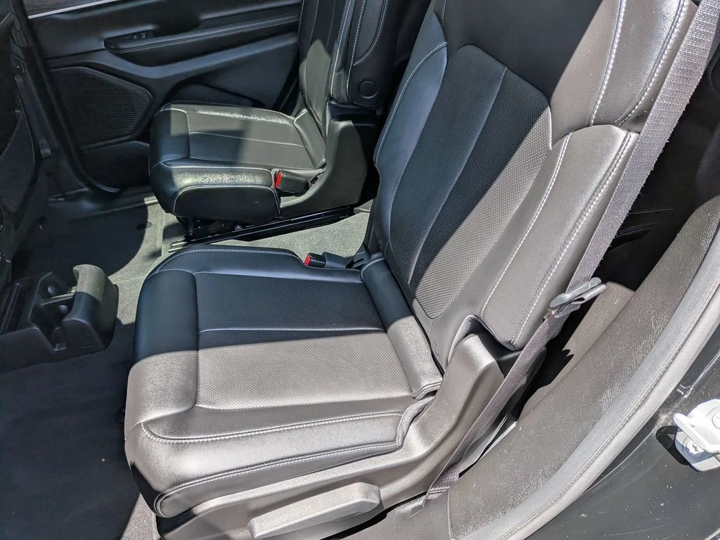 Used 2023 Black Jeep Limited image 26