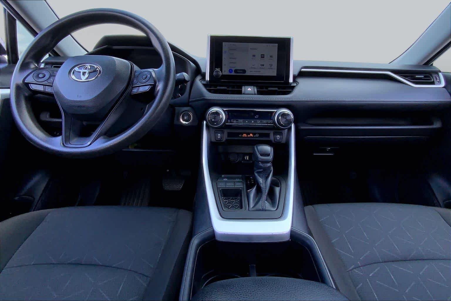 Used 2024 Ice Cap Toyota XLE image 8