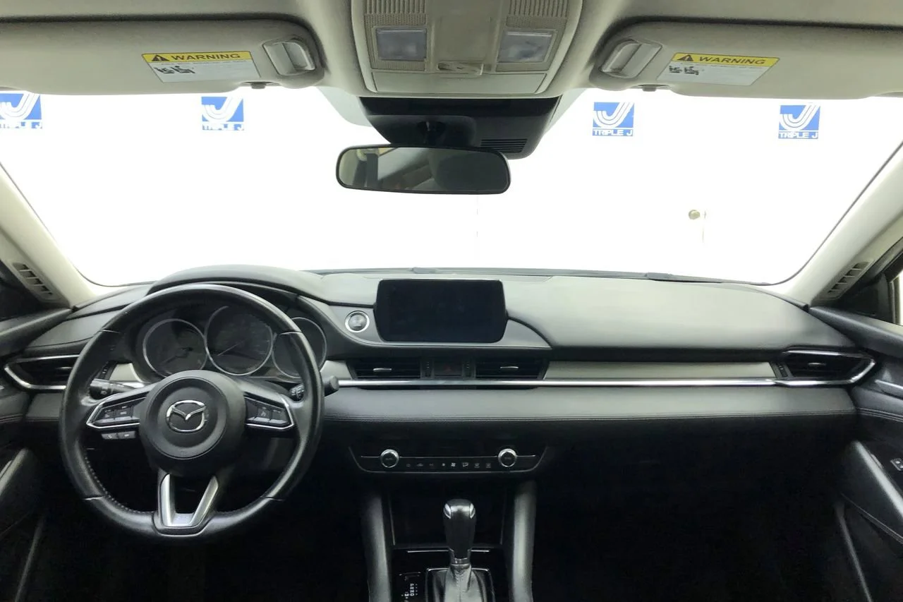 Used 2021 Snowflake White Pearl Mazda Grand Touring image 10