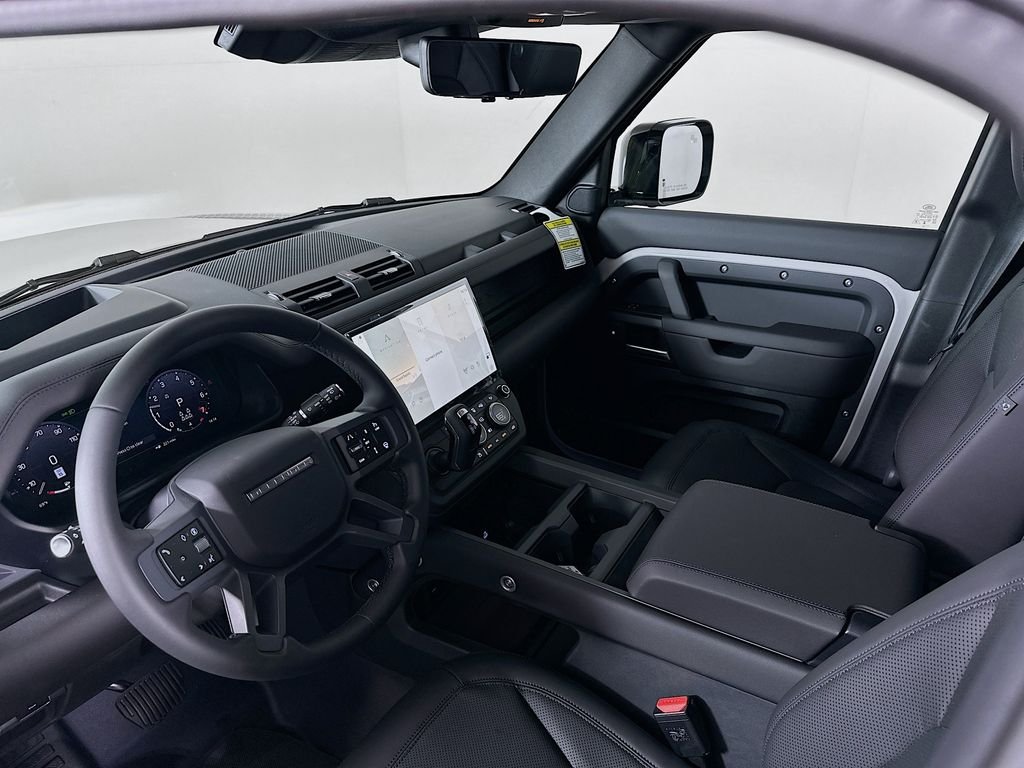 2026 Land Rover Defender S - Photo 10