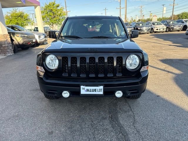 Used 2015 Black Jeep Sport image 9