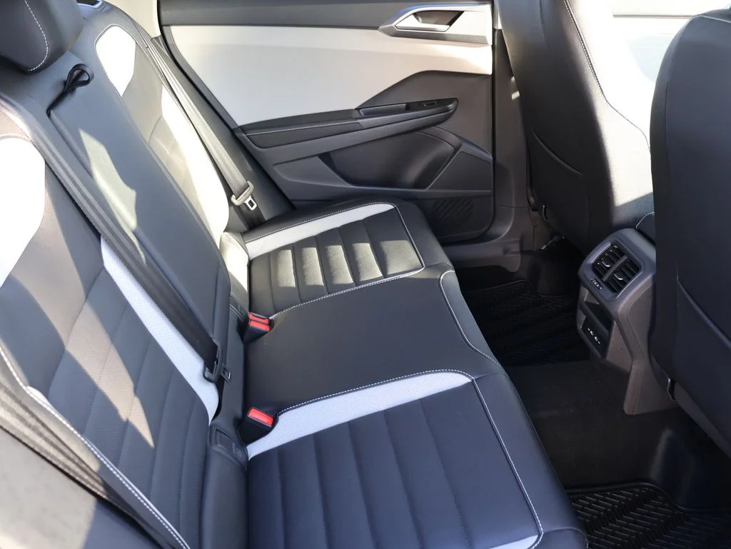 New 2026 White Volkswagen 1.5T SEL image 31