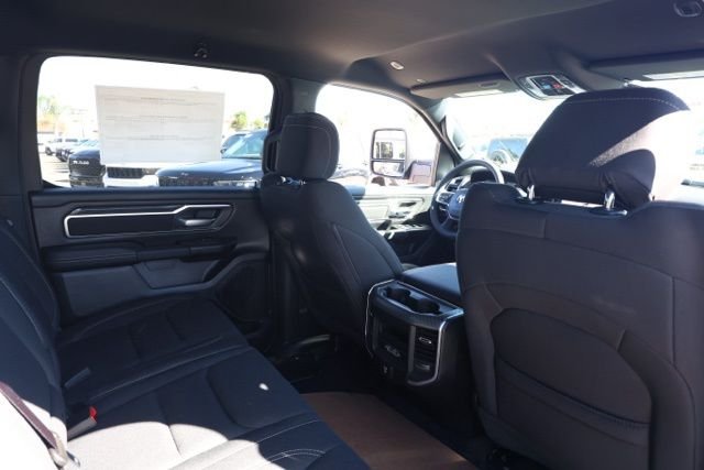 New 2026 Billet Silver Metallic Clear-Coat Exterior Paint RAM Big Horn/Lone Star image 15