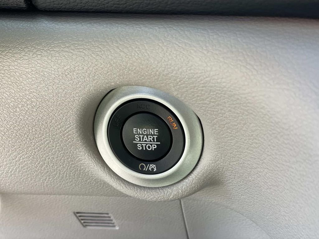 Used 2023 White Chrysler LX image 17