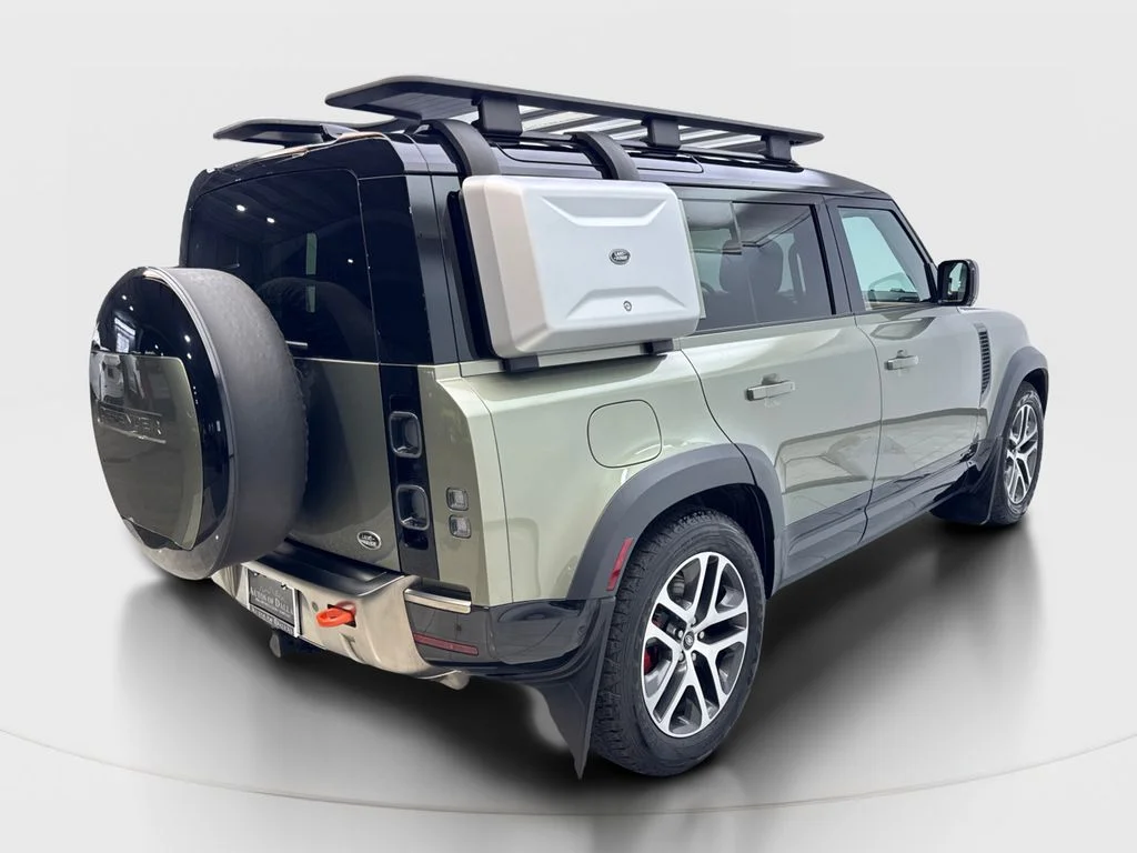 Used 2023 Green Land Rover X image 6
