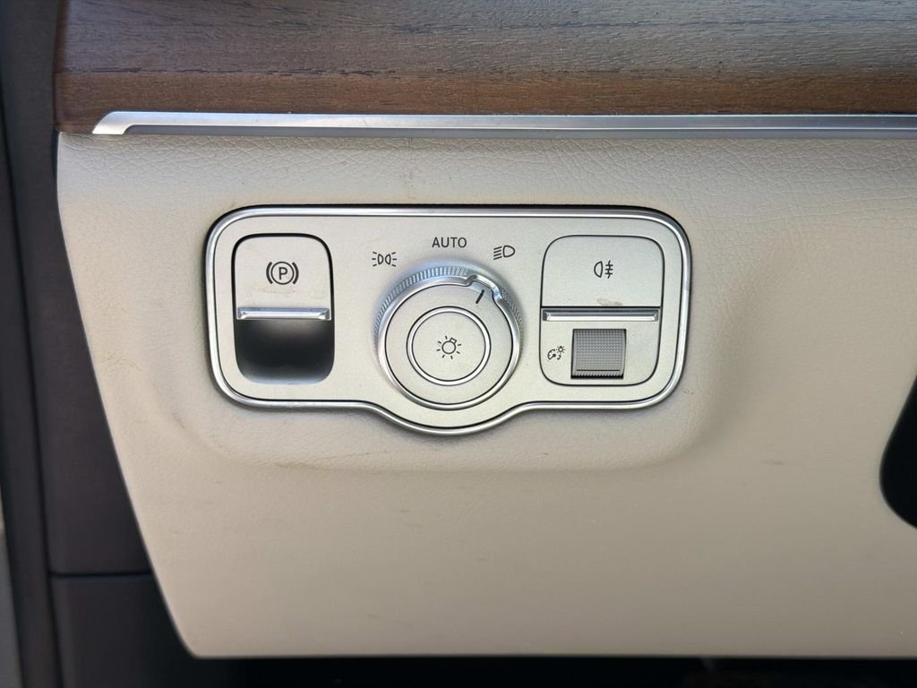 Certified Used 2024  Mercedes-Benz GLE 350 image 21