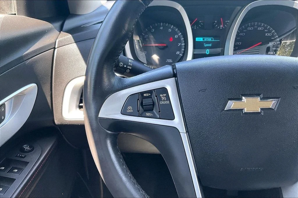Used 2013 Red Chevrolet LT image 21