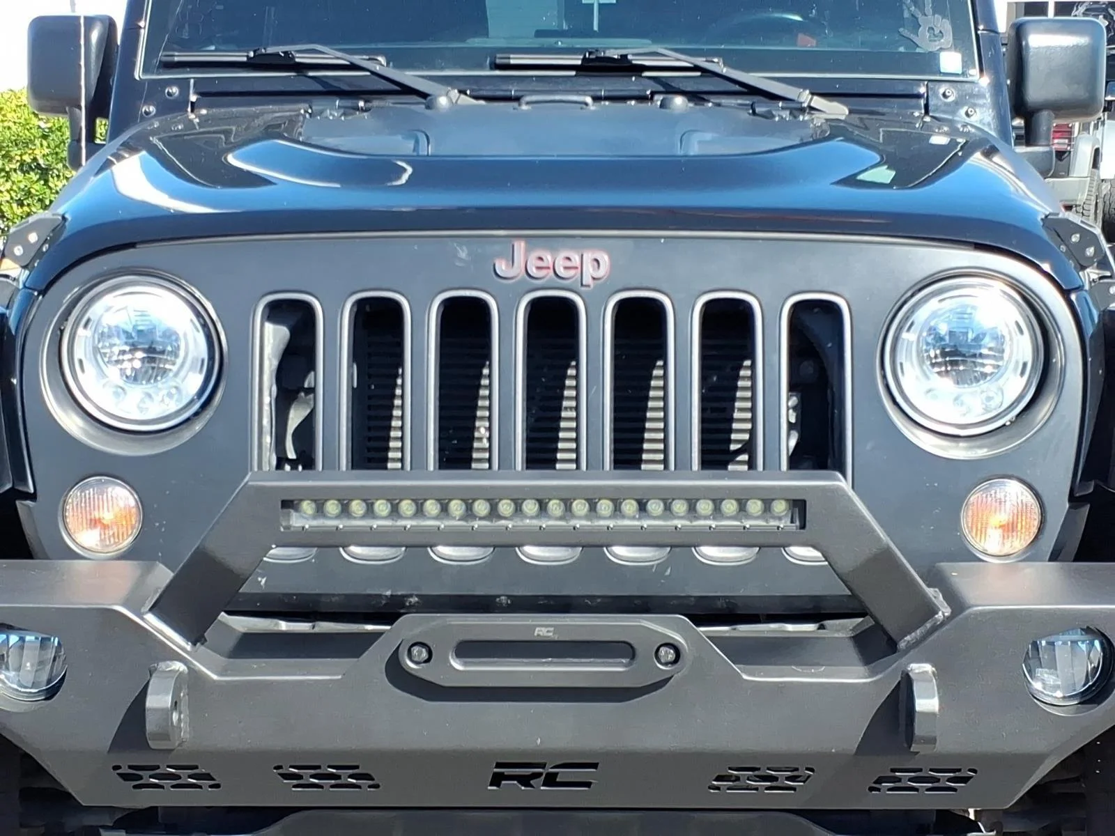 Used 2018 Black Clearcoat Jeep Rubicon Recon image 16