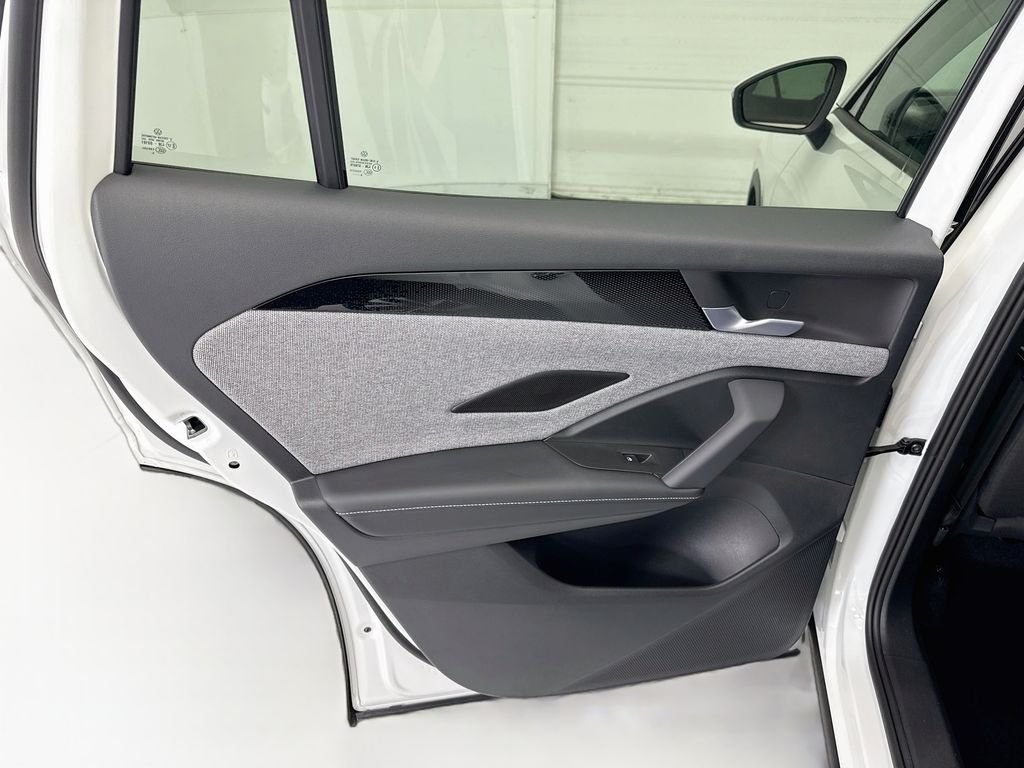 New 2026 Pure White Volkswagen 2.0T S image 24