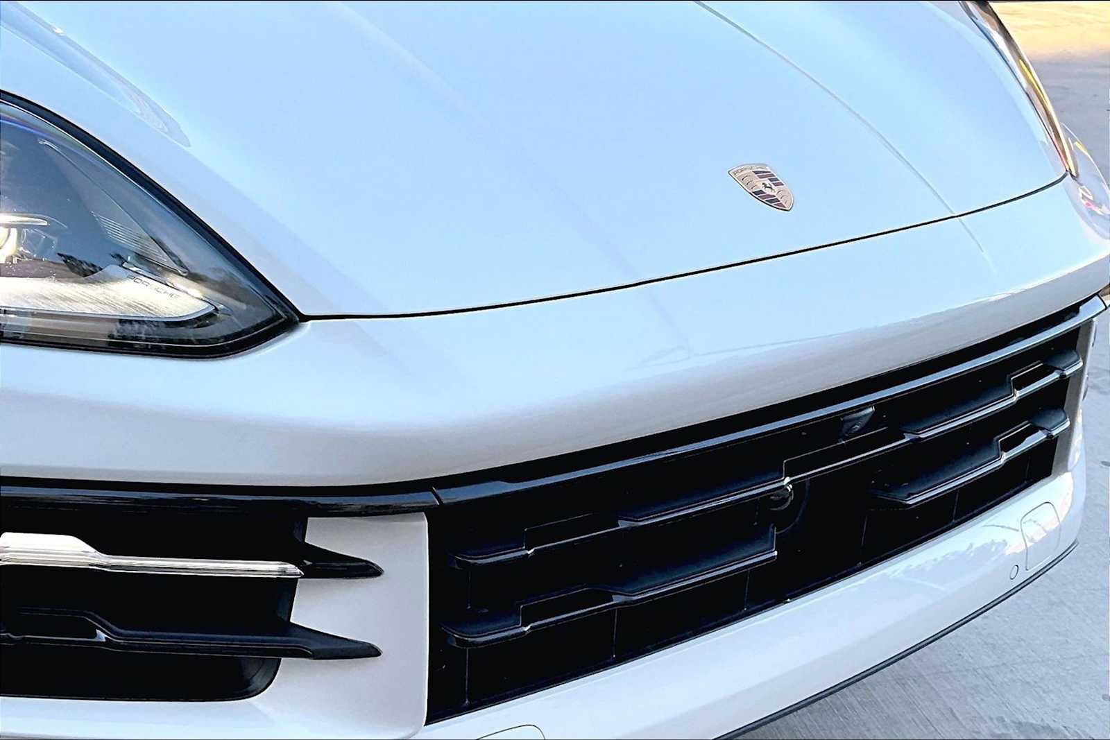 2026 Porsche Cayenne Base - Photo 23