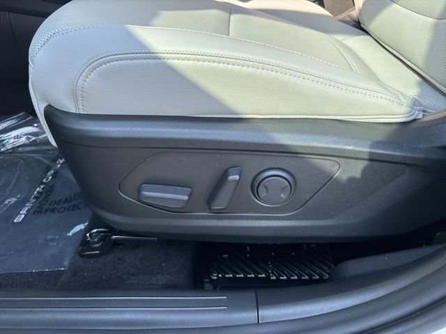2026 Hyundai Santa Cruz Limited - Photo 13