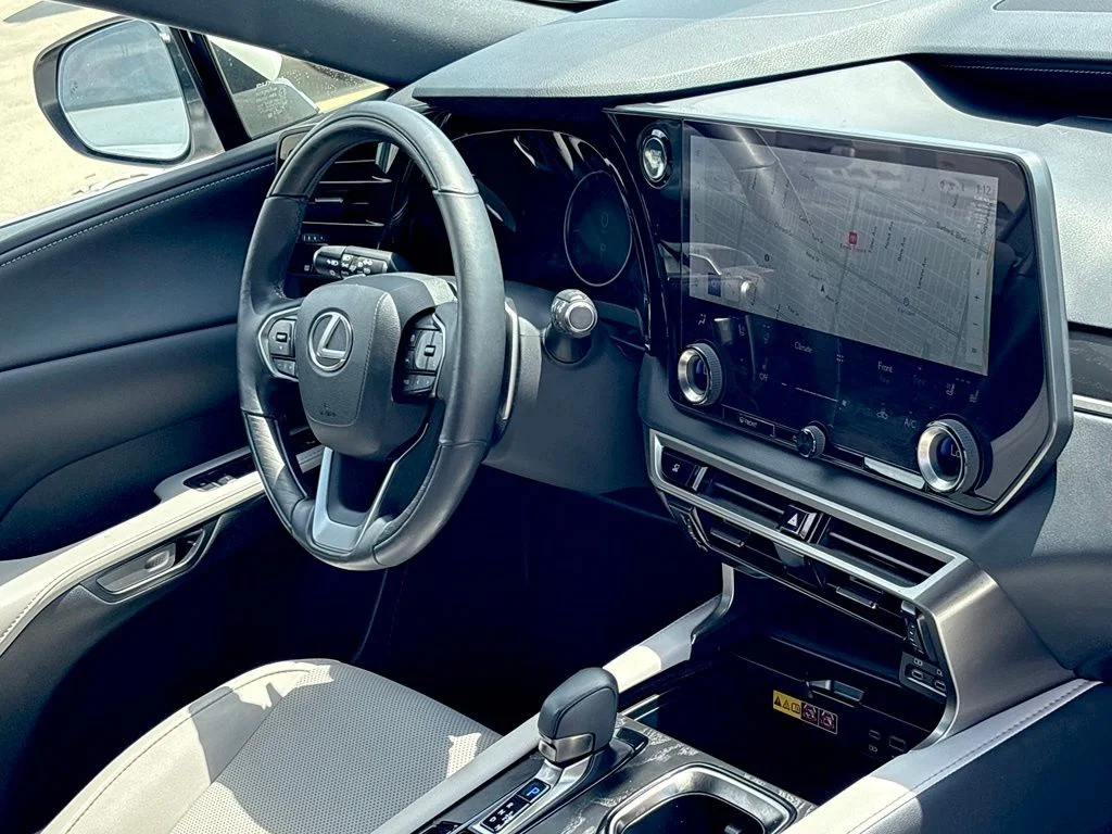 Used 2024 White Pearl Lexus 350 Premium image 29