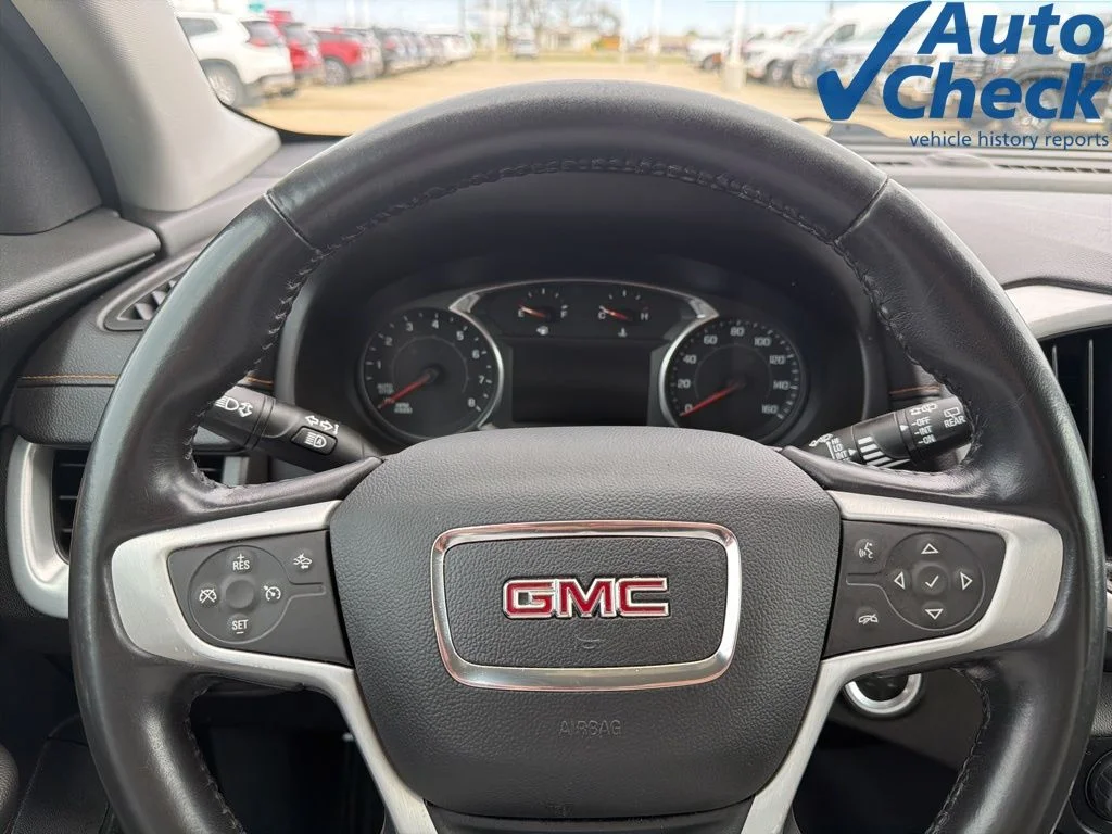 Used 2020 Black GMC SLE image 14