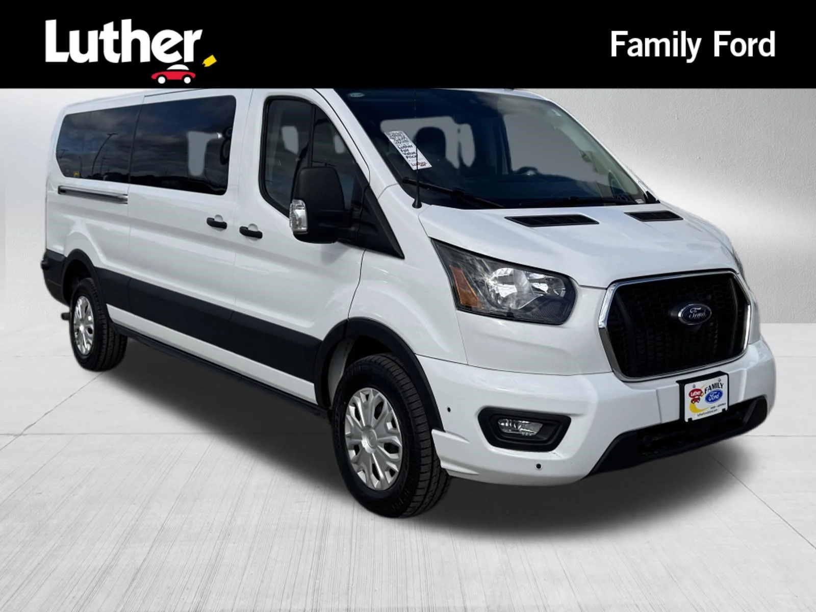2024 Ford Transit 350 XLT Low Roof Sliding Pass. 148's photo