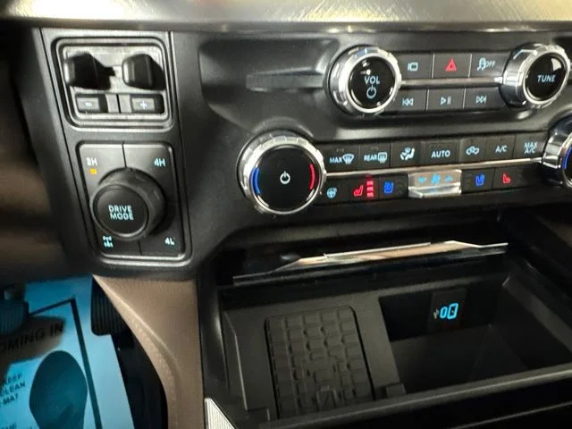 New 2026 Star White Metallic Tri-Coat Ford F-250® King Ranch® image 16