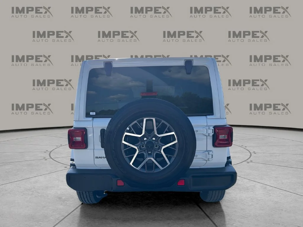 Used 2026 White Jeep Sahara image 4