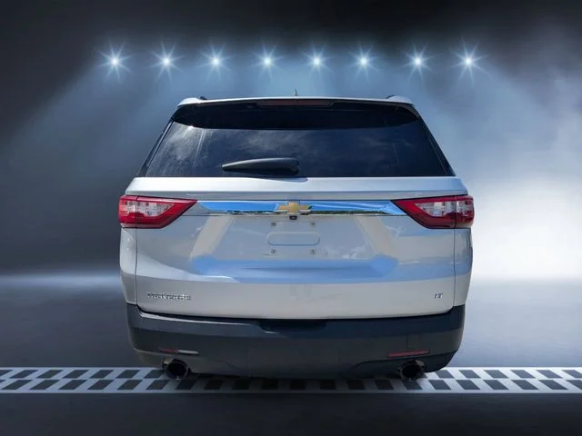 Used 2020 Silver Ice Metallic Chevrolet LT image 3