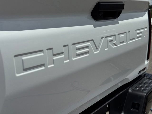 2024 Chevrolet Colorado ZR2 - Photo 17
