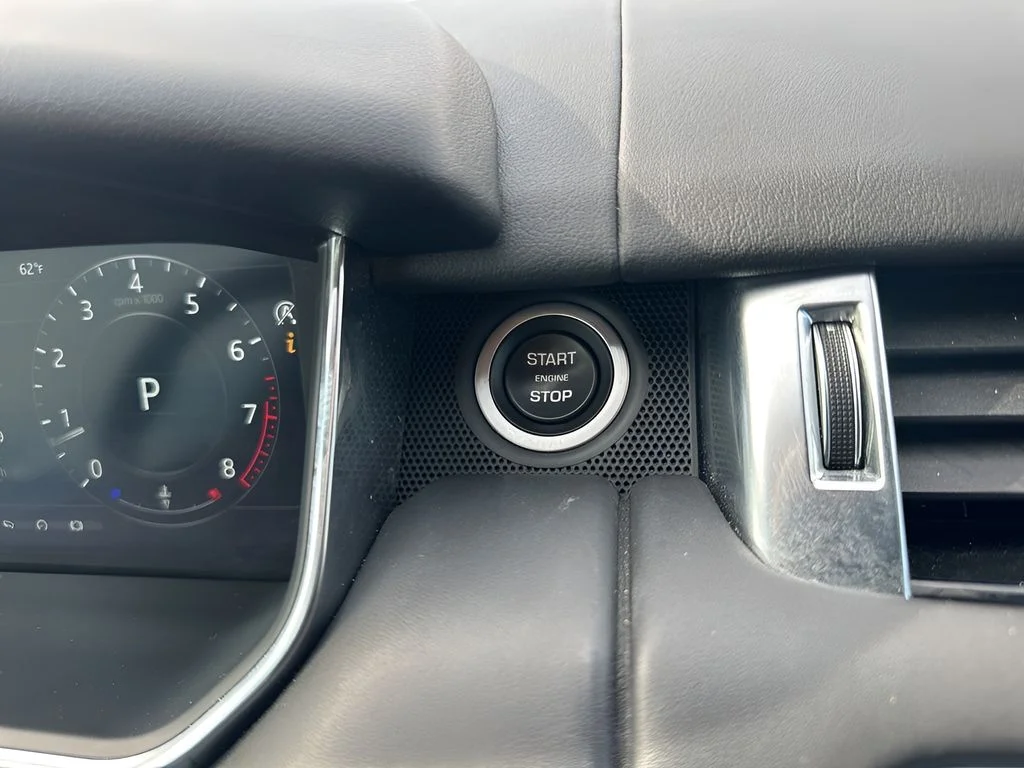 Used 2018 Silver Land Rover Supercharged image 25