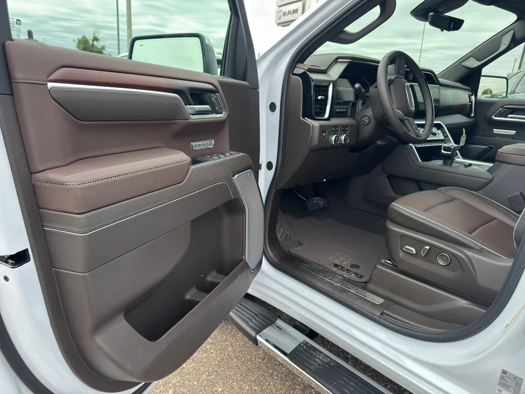 New 2026 Glacier White Tricoat GMC Denali image 10