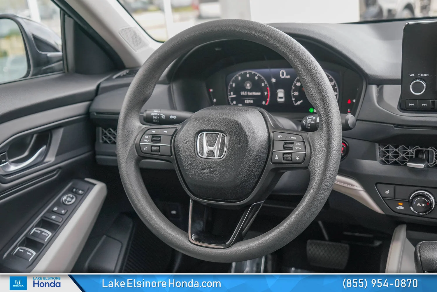 Certified Used 2025 Meteorite Gray Metallic Honda 1.5T SE image 63