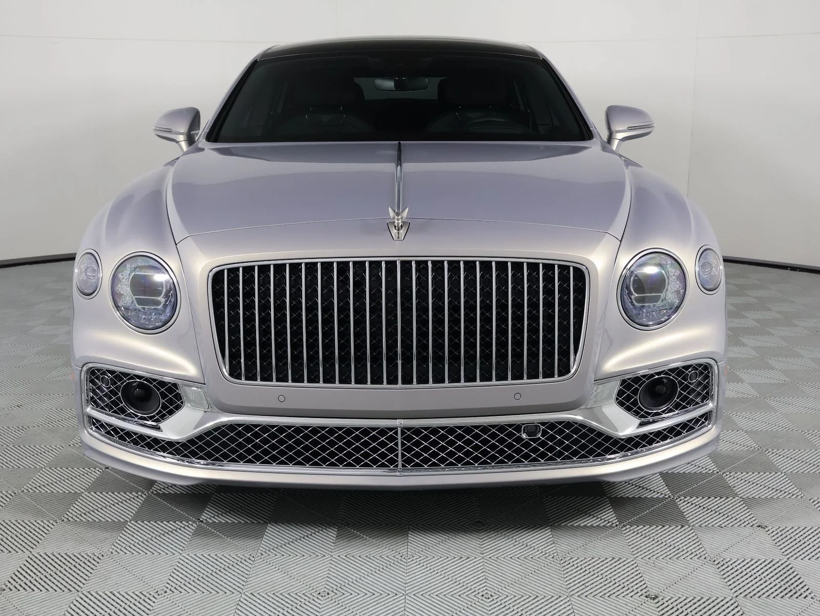 Certified Used 2020 Silver Bentley W12 image 7