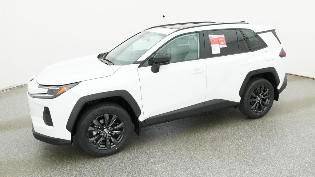 New 2026 Ice Cap Toyota XLE Premium image 5