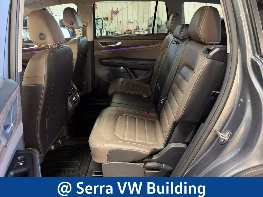 Used 2024 Gray Volkswagen 2.0T SEL image 29