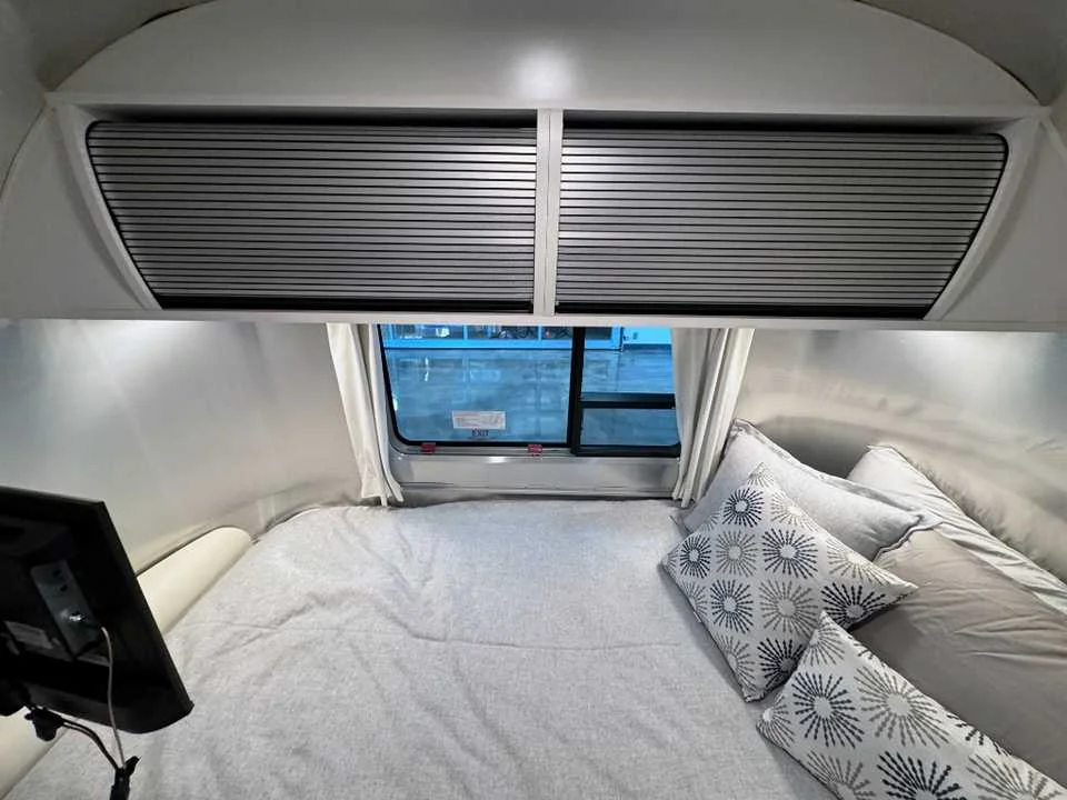 Used 2025  AIRSTREAM  image 15