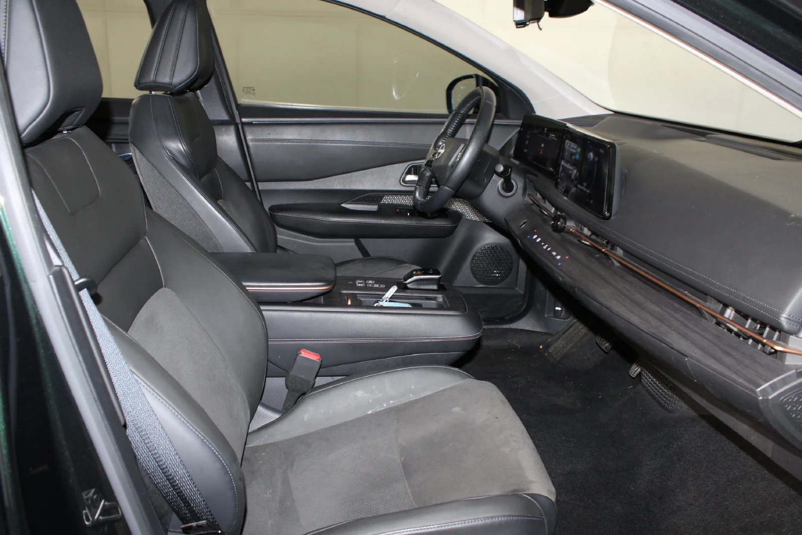 Used 2023 Purple Nissan EVOLVE+ e-4ORCE image 24