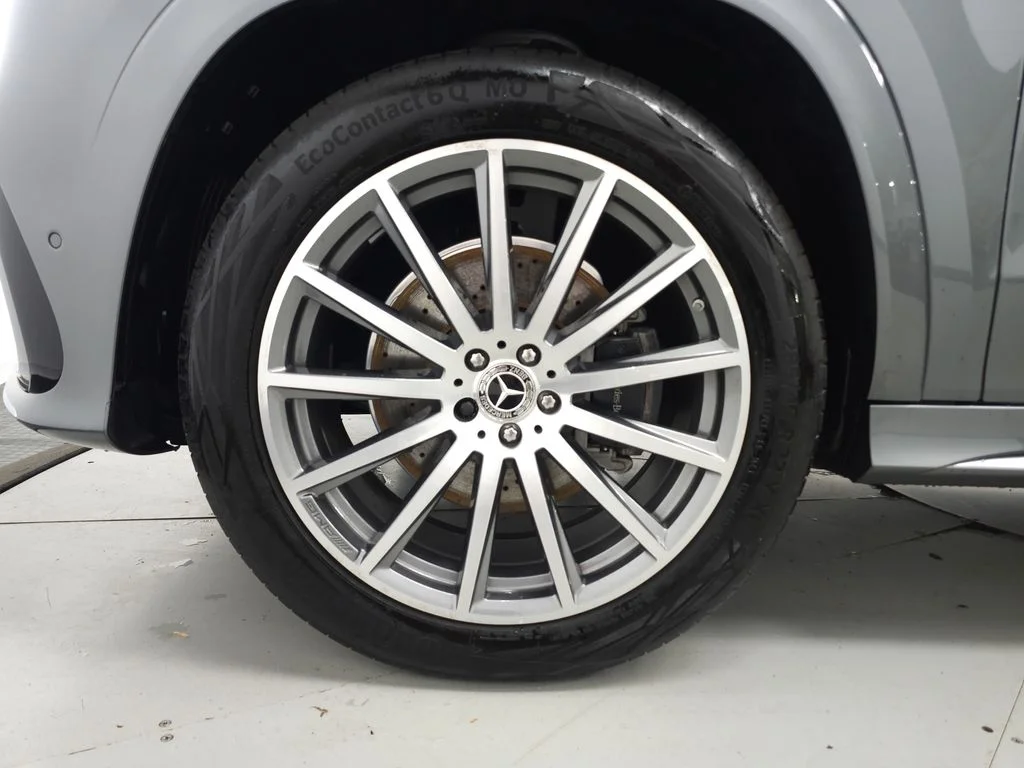 Certified Used 2025 Selenite Gray Metallic Mercedes-Benz GLS 450 image 37