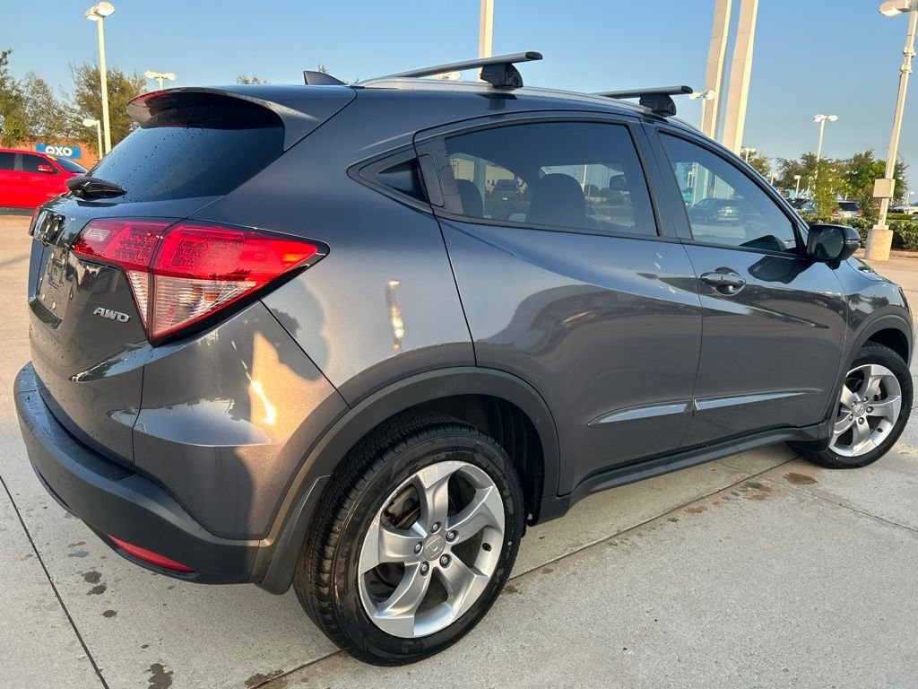 Used 2017 Gray Honda EX-L image 4