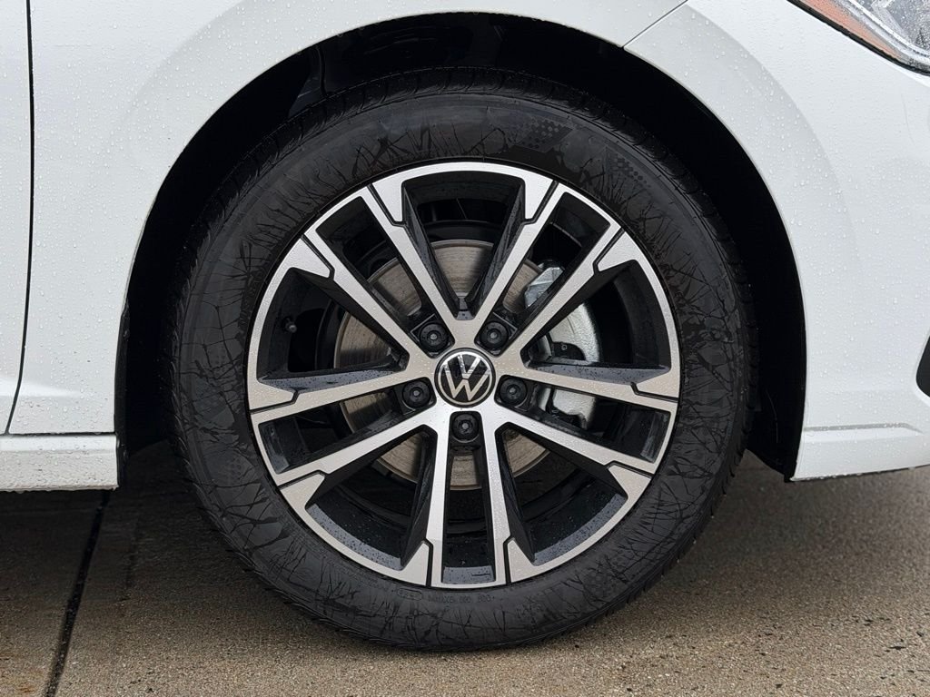 2026 Volkswagen Jetta Sport - Photo 8