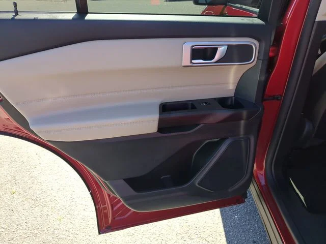 Used 2020 Red Ford XLT image 27