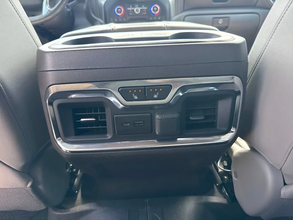 Used 2020 IRIDESCENT PEARL TRICOAT Chevrolet LTZ image 14