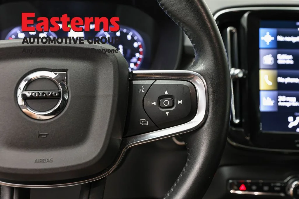 Used 2021 Gray Volvo Momentum image 15