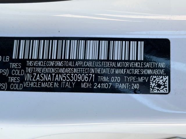 Used 2025 White Alfa Romeo Base image 34