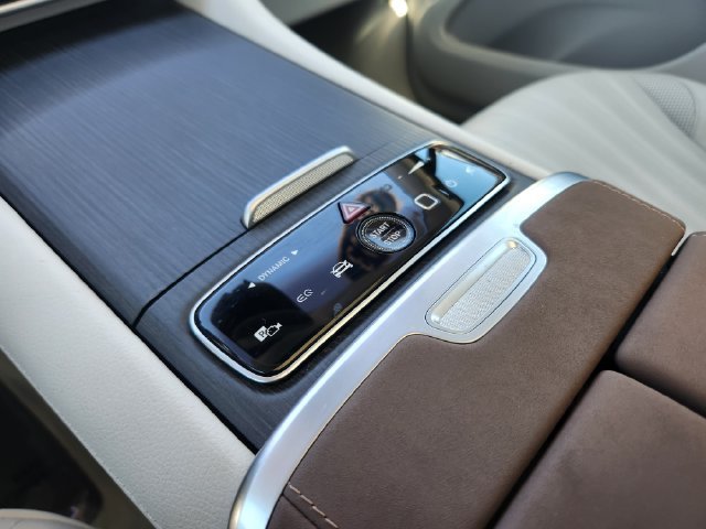 Certified Used 2023  Mercedes-Benz 580 image 27