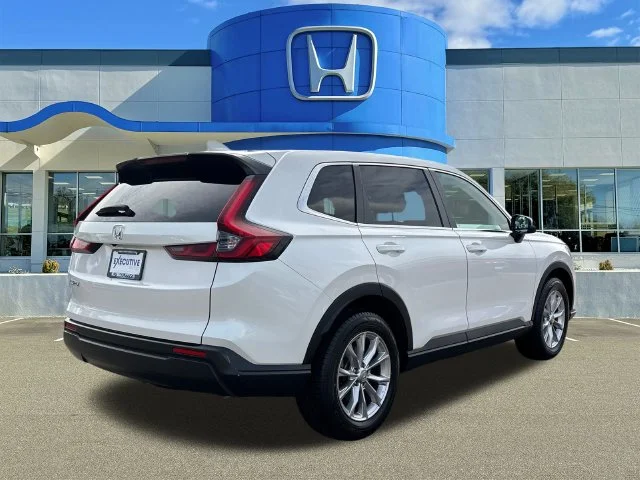 Used 2023 White Honda EX image 2
