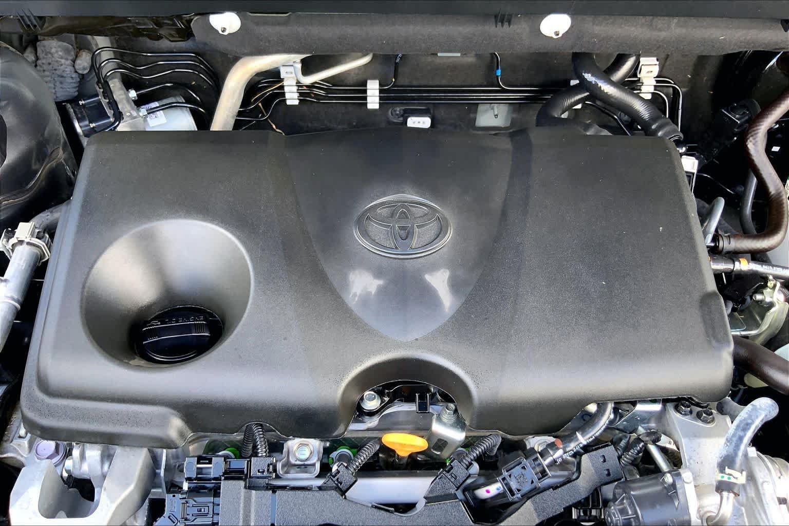 Used 2025 Magnetic Gray Metallic Toyota LE image 32