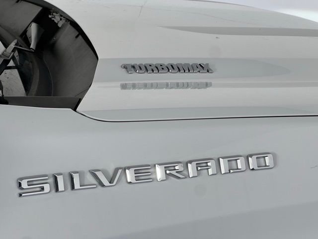 Used 2024 White Chevrolet LT image 40