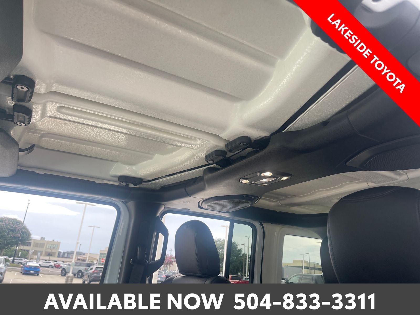 Used 2023 White Jeep Sahara image 29