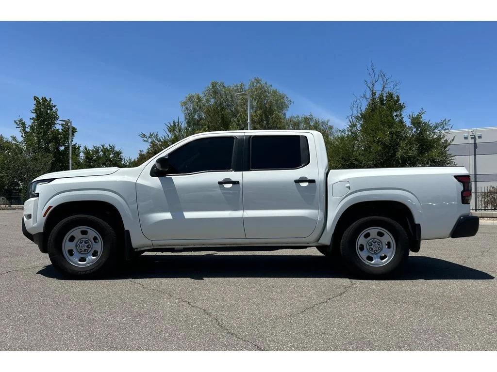 Used 2024 Glacier White Nissan S image 2