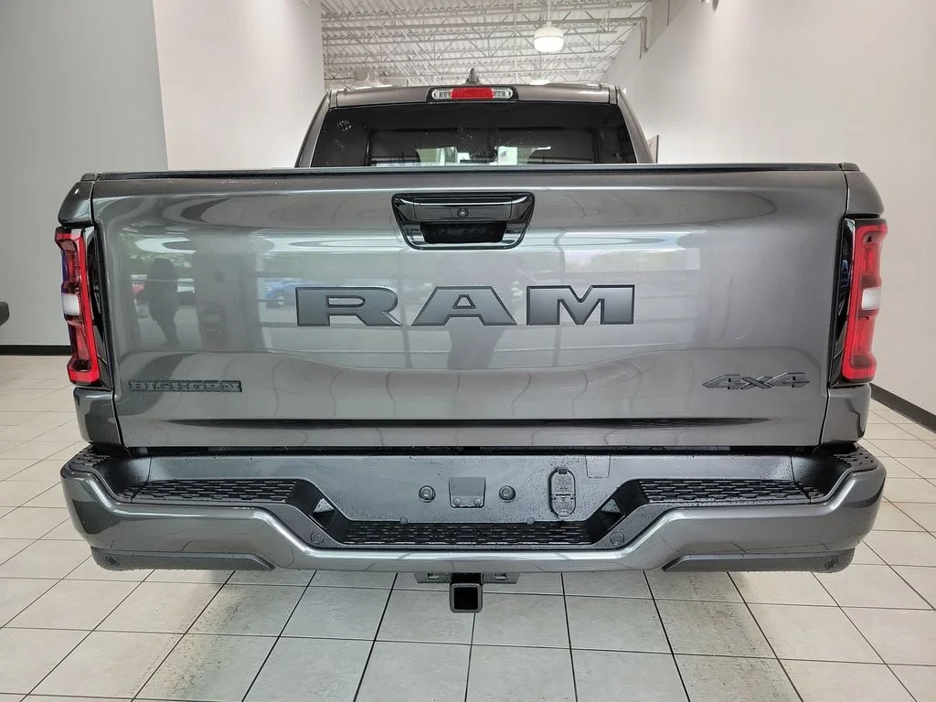 New 2026 Granite Crystal Metallic Clear-Coat Exterior Paint RAM Big Horn/Lone Star image 5