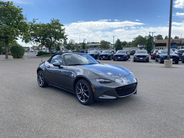 Used 2019 Gray Mazda Grand Touring image 8