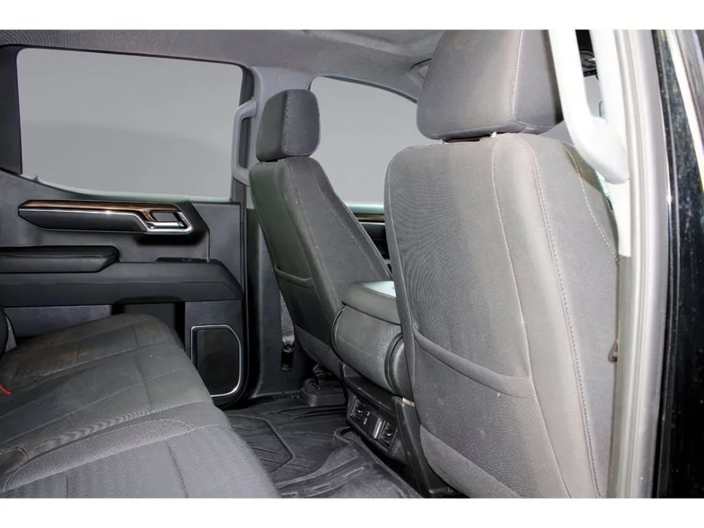 2023 Chevrolet Silverado 1500 LT - Photo 27