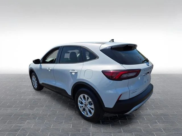 Used 2025 Silver Ford Active image 6