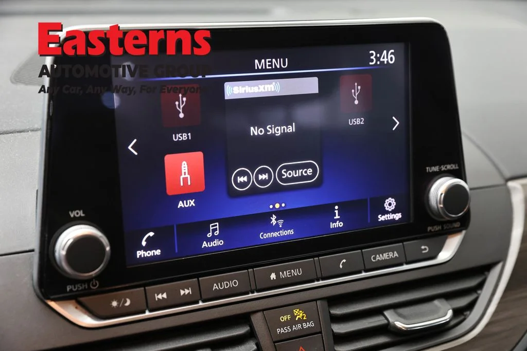 Used 2023 Black Nissan 2.5 SV image 19