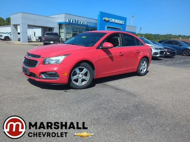 Used 2015 RED HOT Chevrolet LT image 1